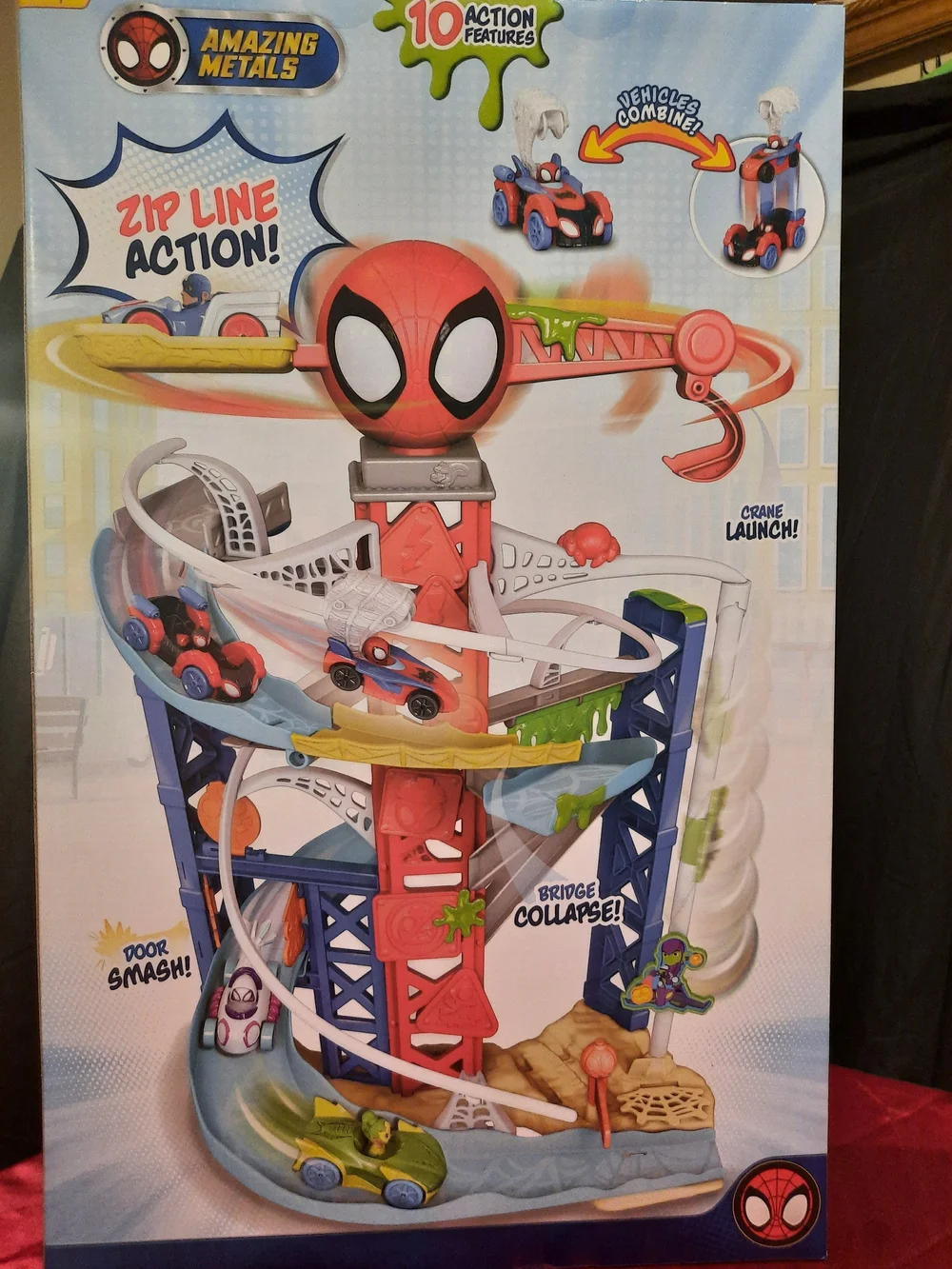 Disney Marvel Spidey Construction zone Chaos Track Set With Vehicles